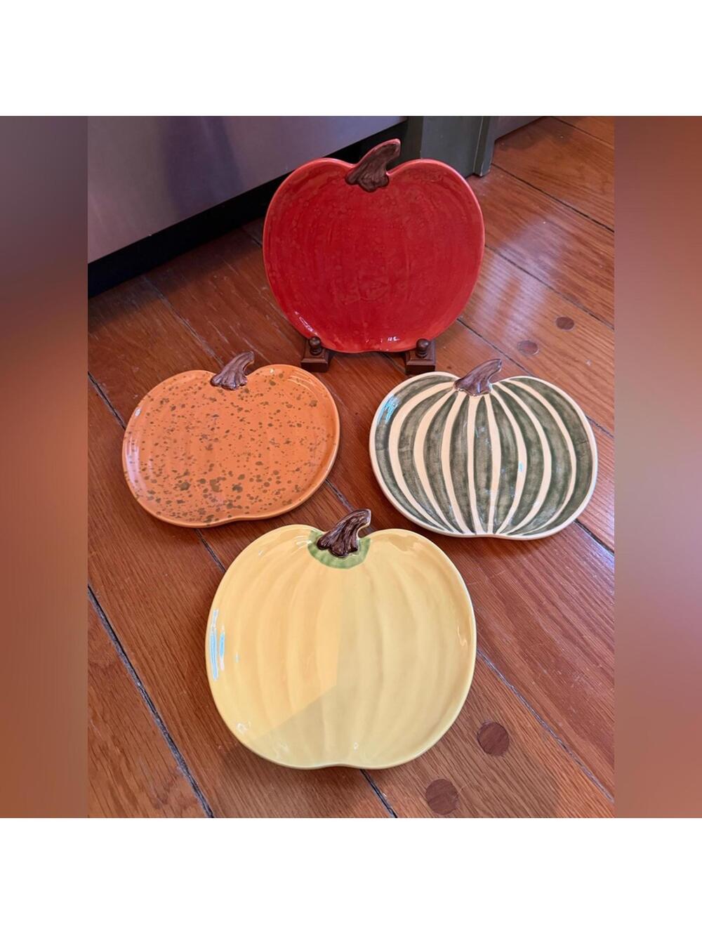 Vintage Williams Sonoma Autumn Gourd collection plates - set of 4